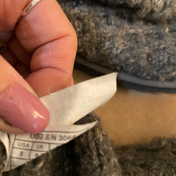UGG Australian lattice sweater, Cardi boots - Picture 3 of 13